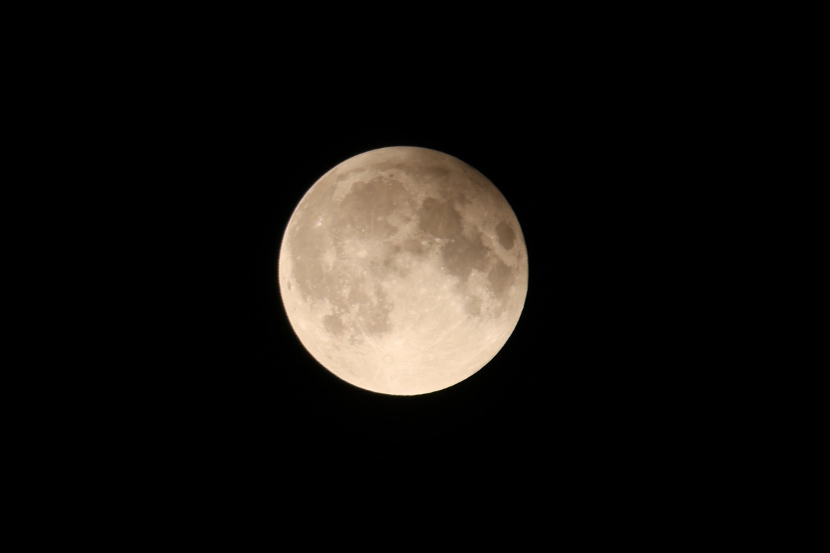 Private Moon City Dreams Stumble After Another Failed Landing