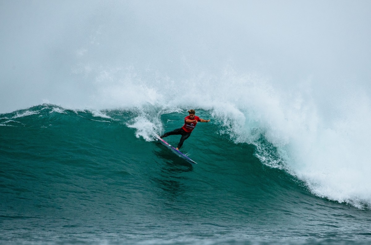 The Surfer's Guide to Achieving Core Stability and Balance