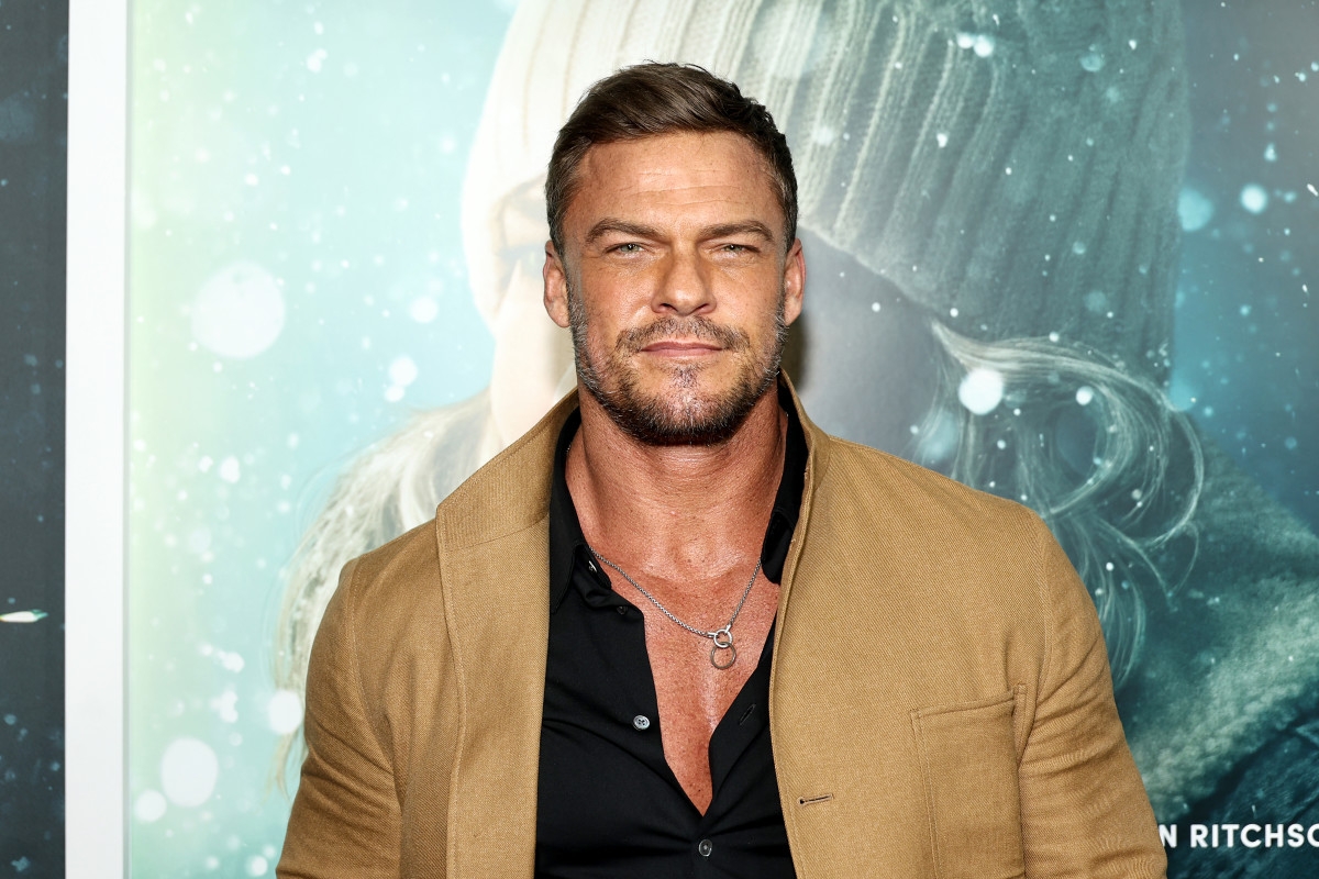 'Reacher' Star Alan Ritchson Praises Owen Wilson After Filming New Movie ‘Runner'