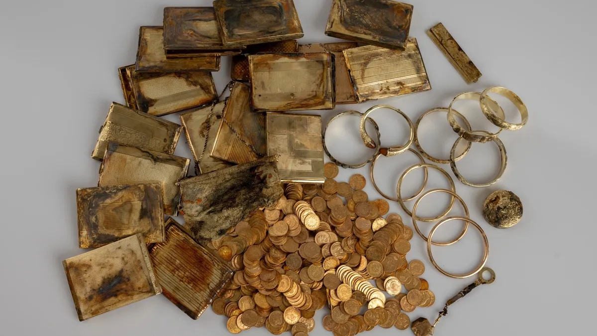 Hikers Discover Gold Coins, Treasure Stashed During WWII