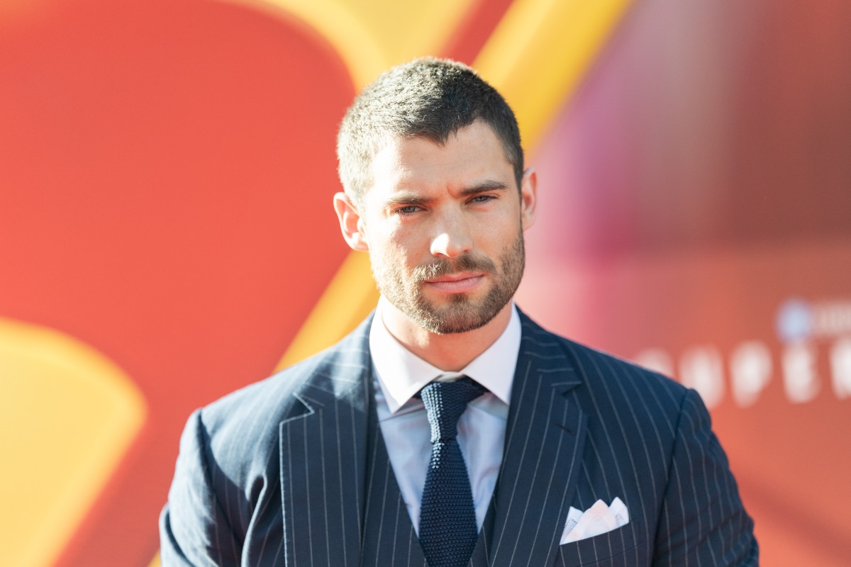 'Superman' Star Has Unusual Approach to Watching 'Star Wars' Movies