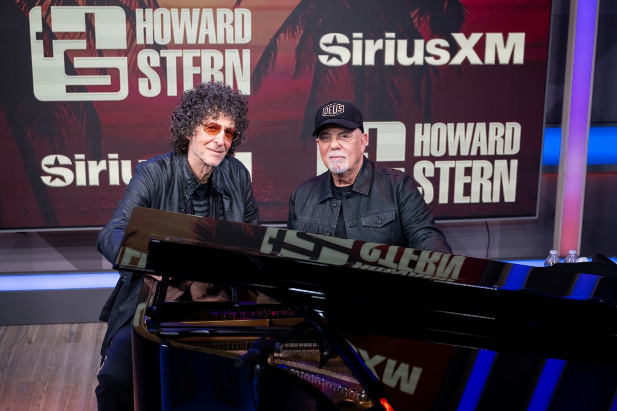 Howard Stern Shares Hopeful Billy Joel Update After Health Issues