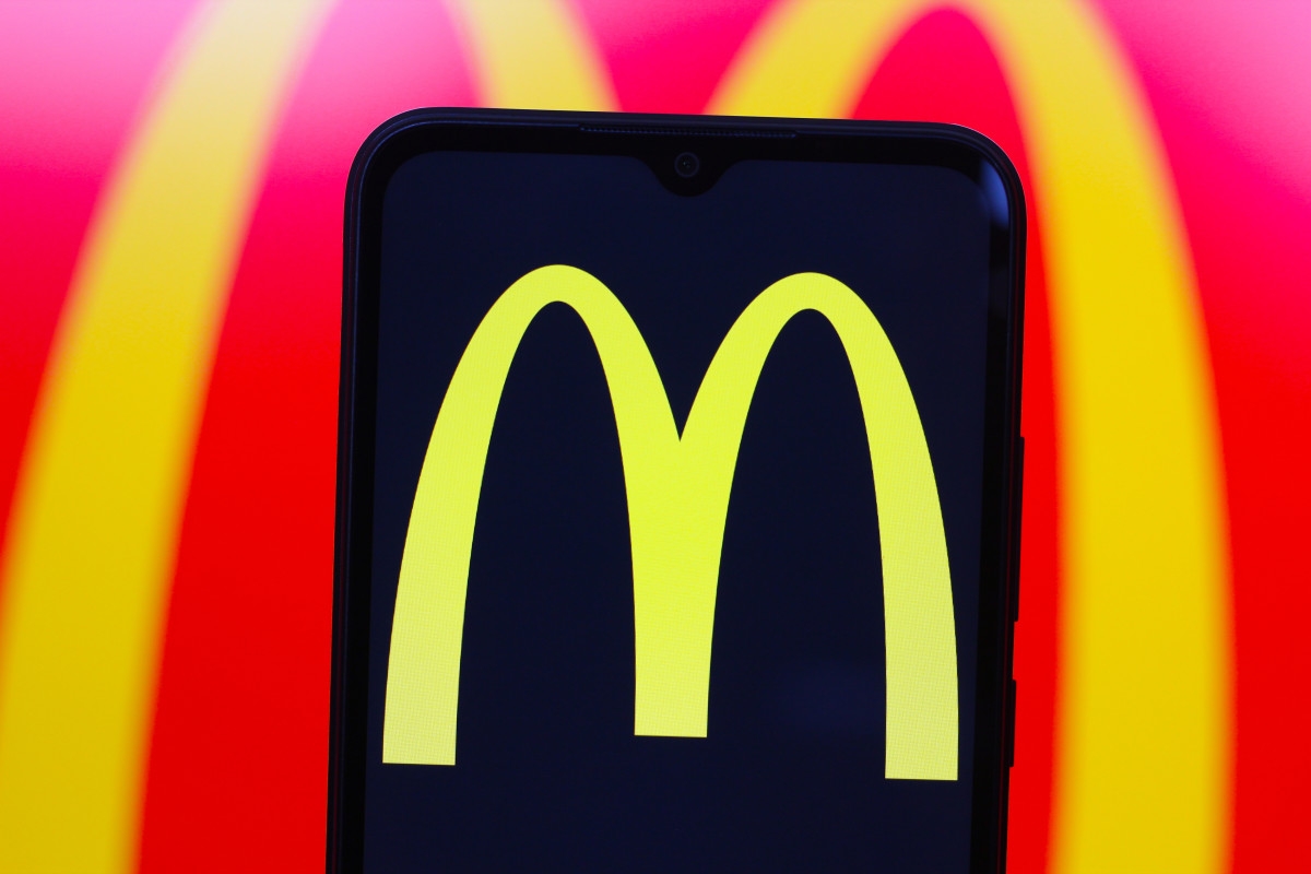 McDonald's to Hire a Massive 375,000 U.S. Workers This Summer