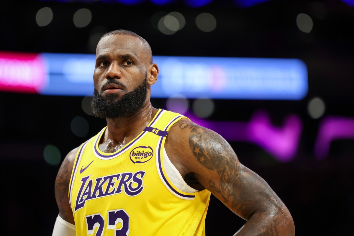 LeBron James Takes Shot at ESPN NBA Insider Brian Windhorst