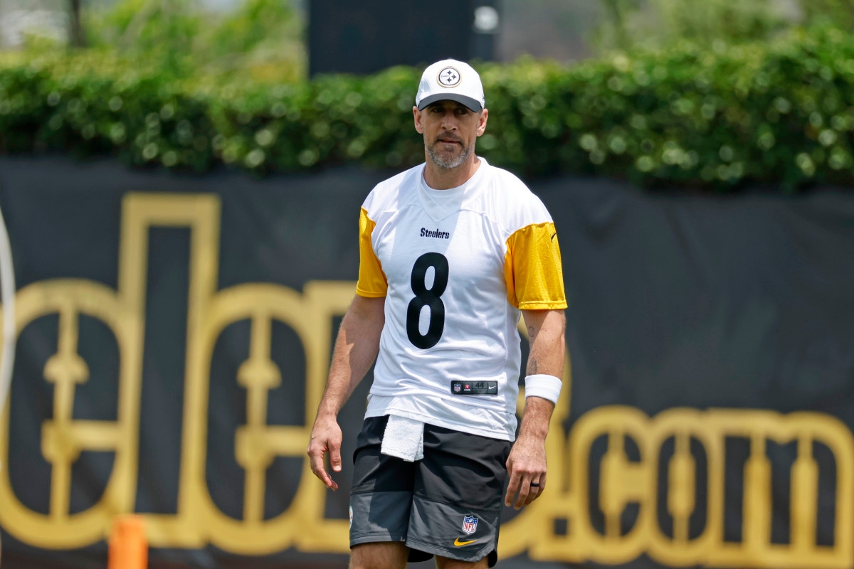 Aaron Rodgers' Surprise Wife Announcement Leaves Fans Speechless