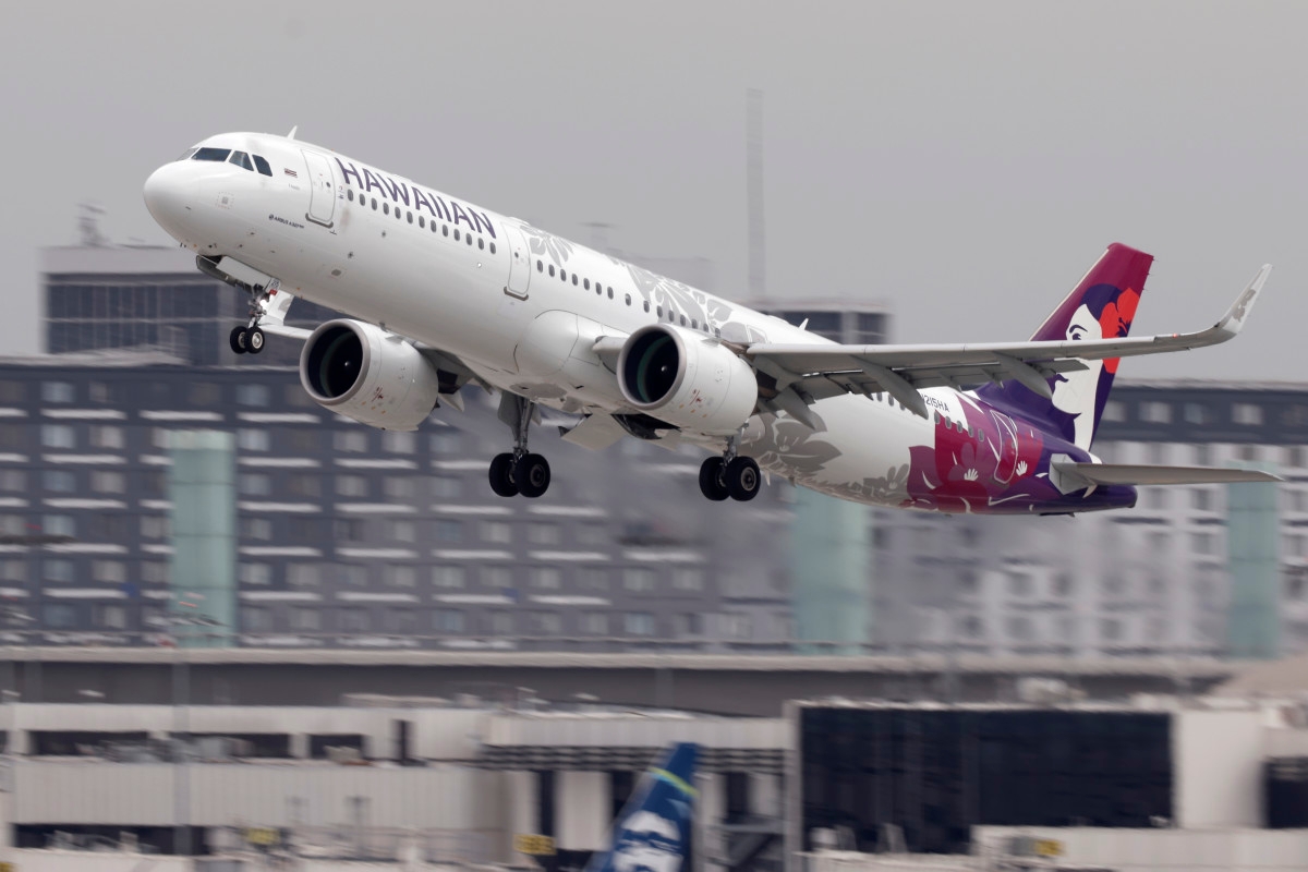 Hawaiian Airlines Launches 'Costly' Policy Ahead Of Summer