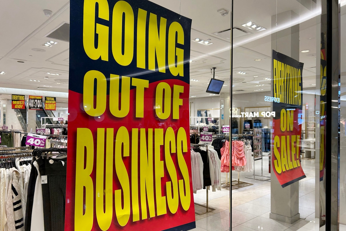 Beloved Clothing Store Is Closing All 354 Locations in the U.S.