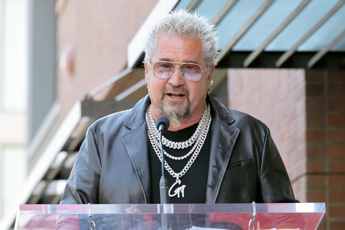 Guy Fieri Makes His Opinion on Joe Rogan Extremely Clear
