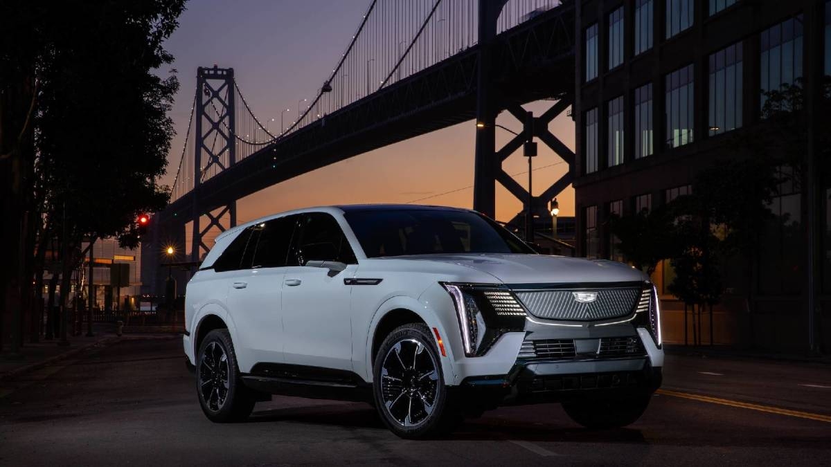 First Drive: 2025 Cadillac Escalade IQ EV SUV Boasts Incredible Range