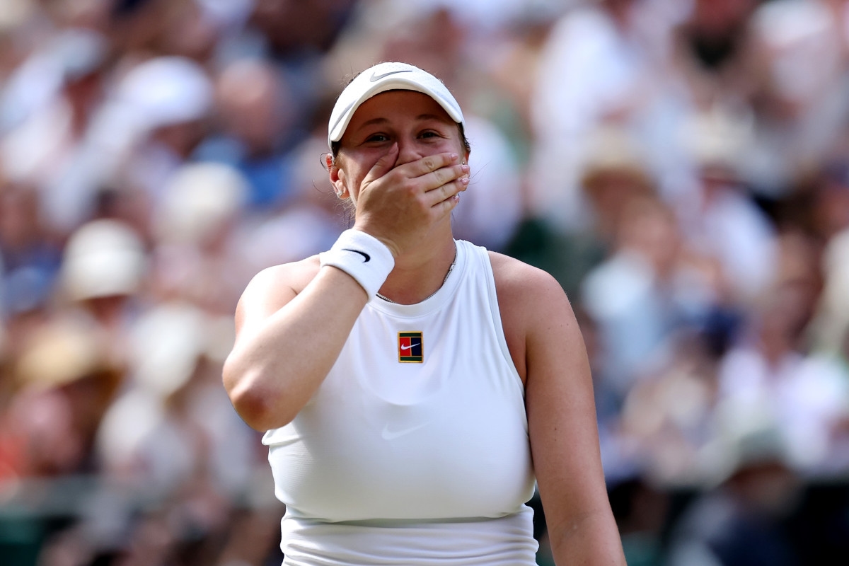 Amanda Anisimova Hit With Punishment Before Wimbledon Final vs. Iga Swiatek