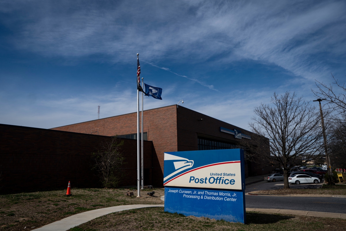 Is the Post Office Open on Memorial Day 2025?