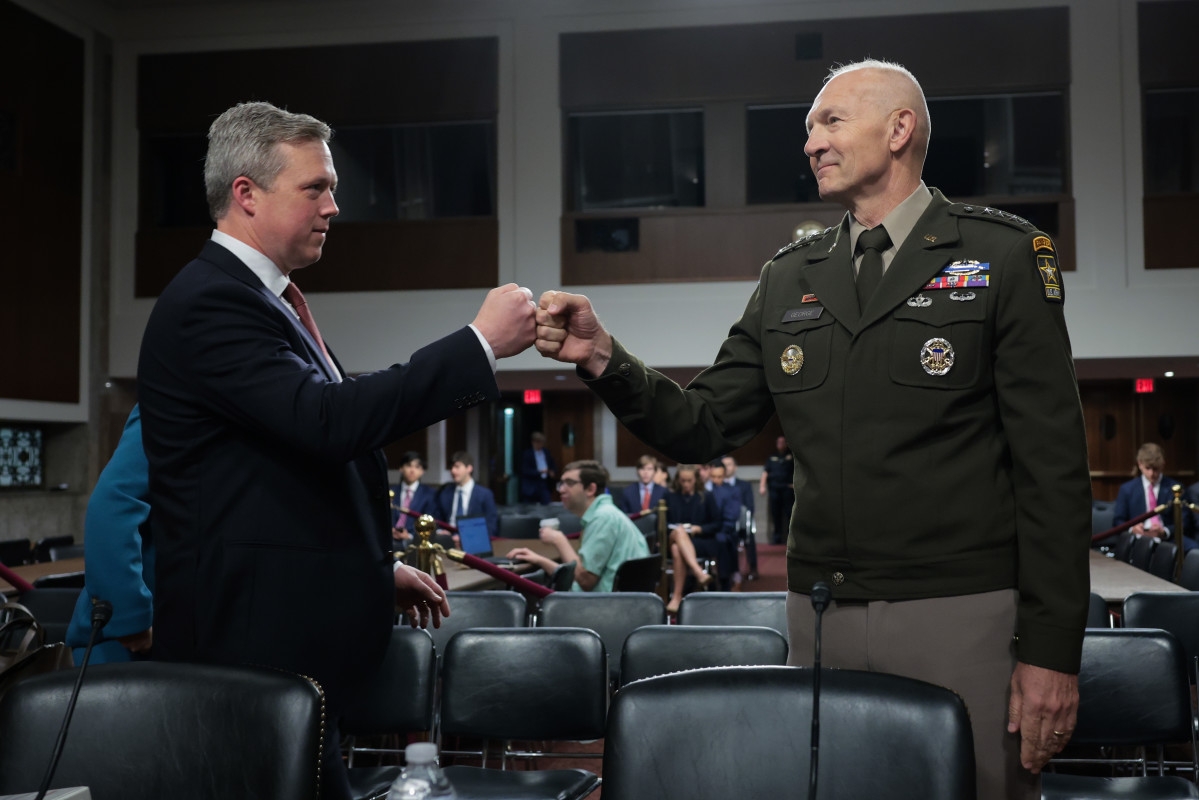 Senior Army Official Makes Startling Admission About Soldier Astronaut on the Moon