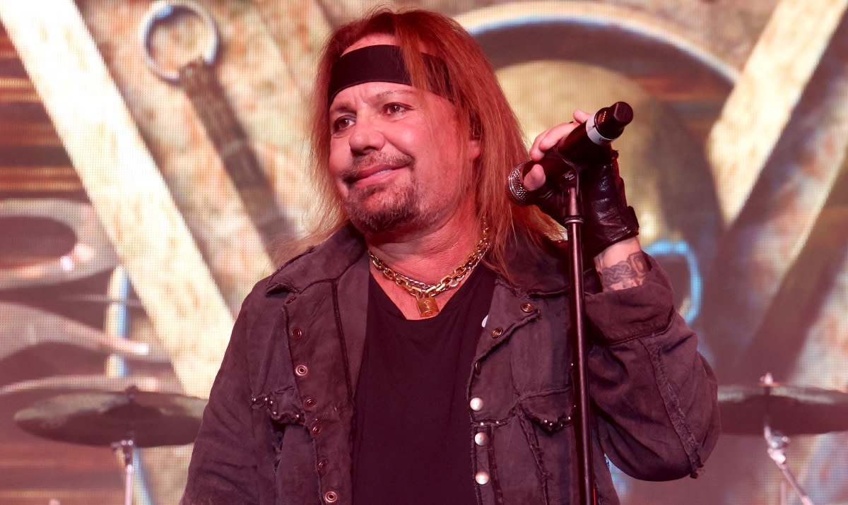 Vince Neil's Private Jet Involved in Deadly Plane Crash