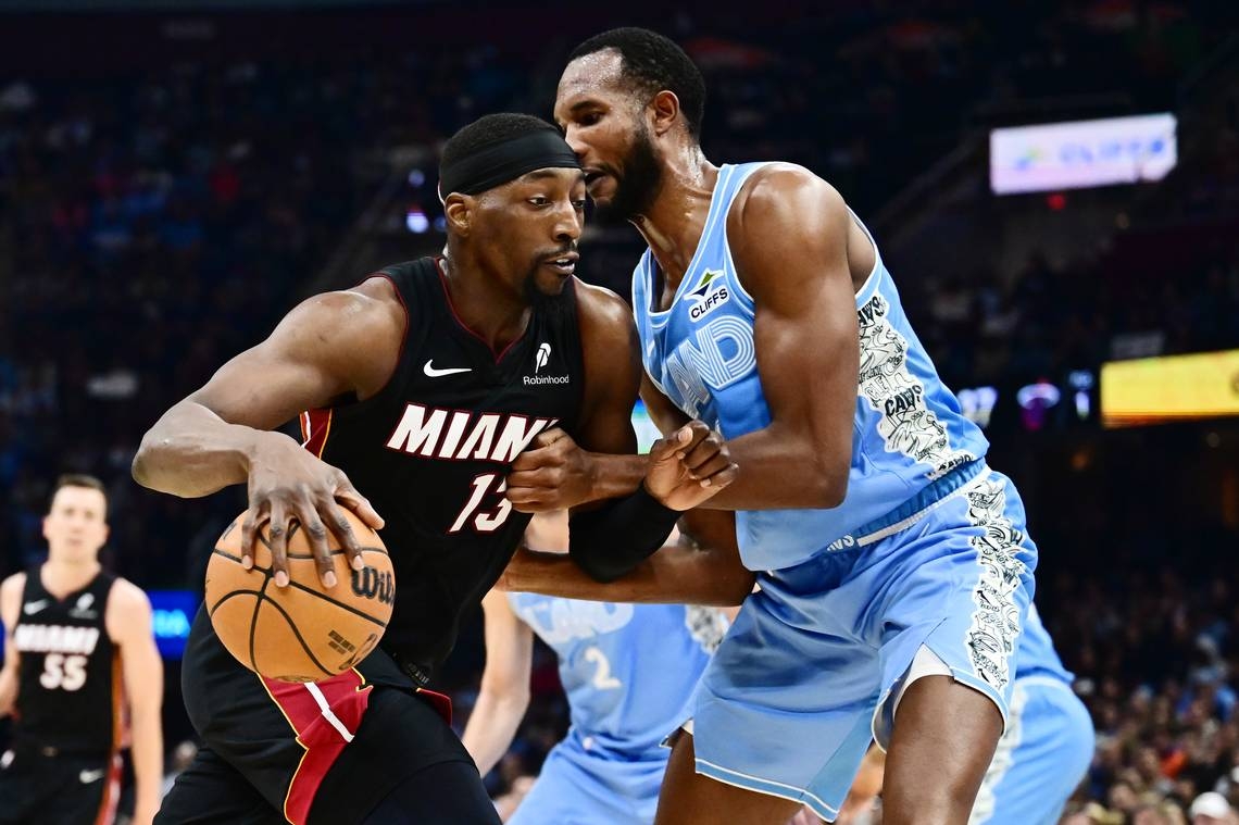 What does the schedule for the Heat's first-round playoff series vs. the Cavaliers look like?