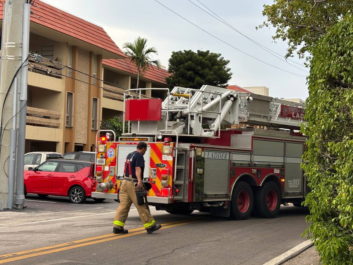 Multiple people injured in Fort Lauderdale boat explosion, Fire Rescue says
