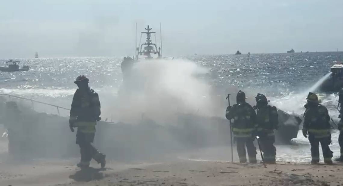 ‘I'm in the water.' 911 calls reveal moments after deadly Broward boat explosion