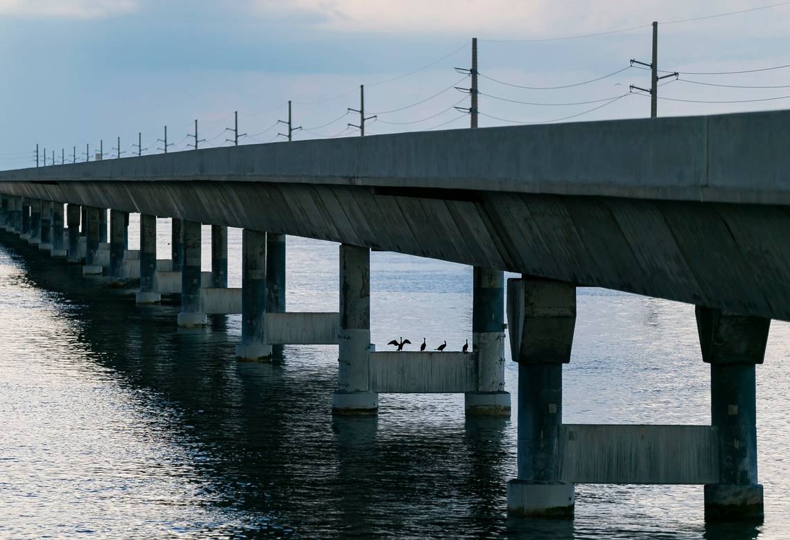 5 injured after boat crashes into Seven Mile Bridge in Florida Keys, officials say