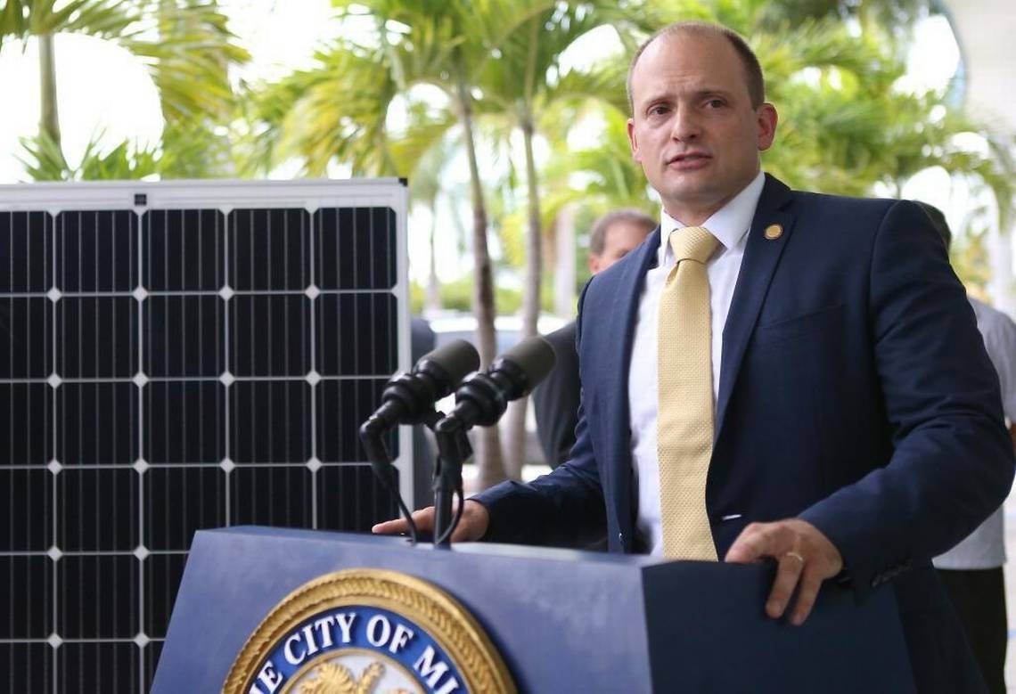 He lost his Senate seat to a conspiracy. Now he wants to be Florida's top prosecutor