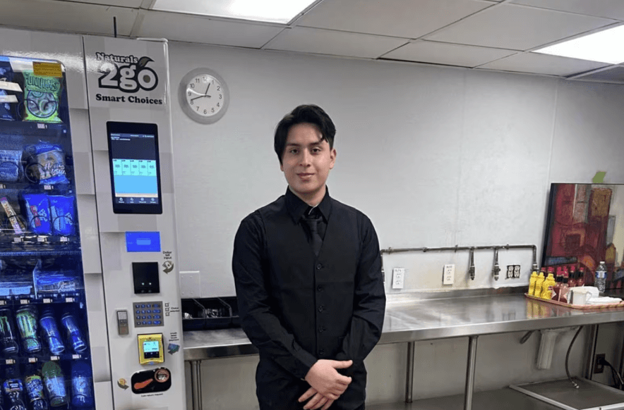 Detroit teen detained by ICE has been deported to Colombia, attorney says