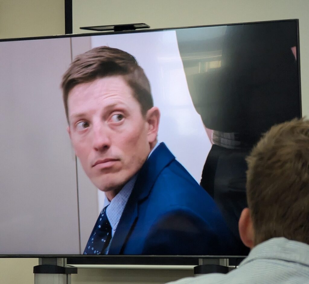 Jury says it is deadlocked in trial of former Grand Rapids police officer