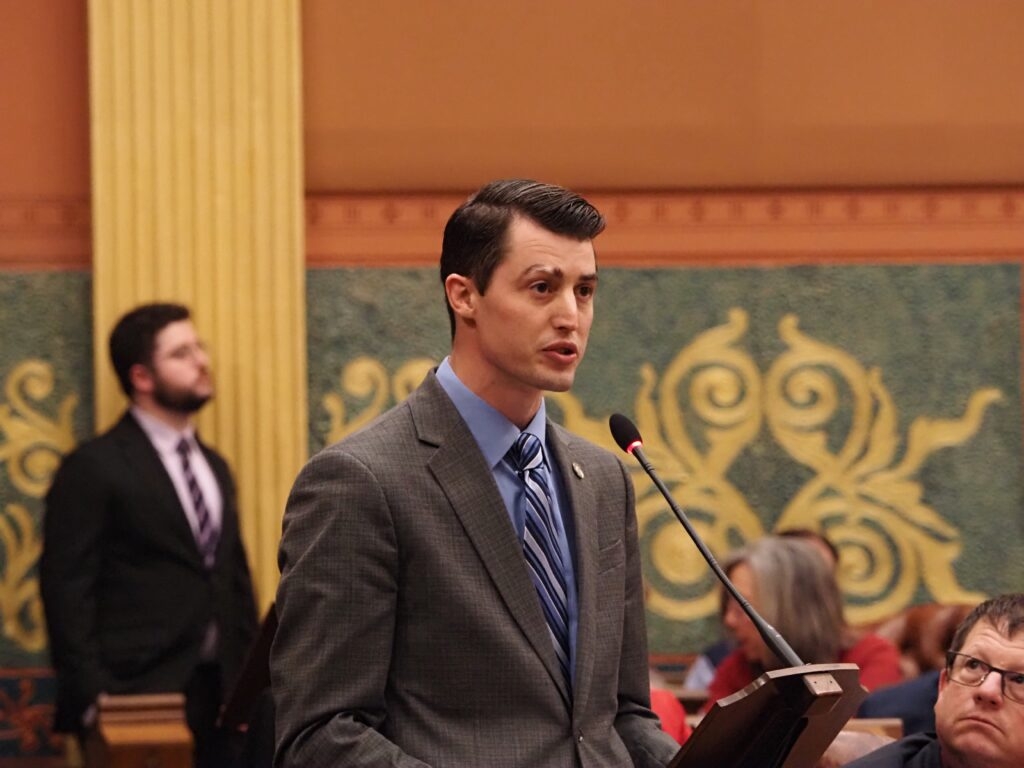 Republicans' $3.1B road funding plan clears the Michigan House