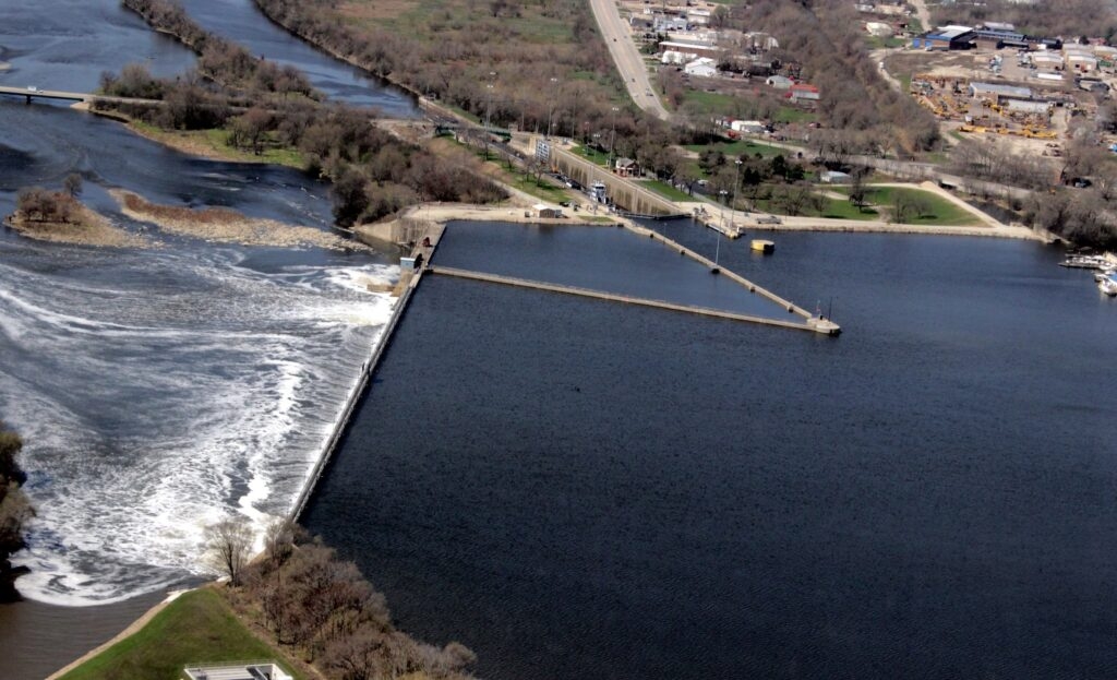 Trump expected to sign memo supporting effort to prevent spread of invasive carp in the Great Lakes
