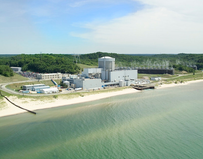 Anti-nuclear activists call for broader environmental review on Palisades restart