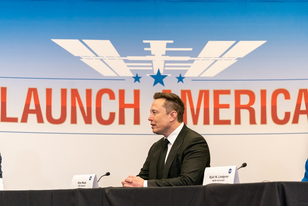 Scholten introduces bill to open Musk and DOGE to FOIA provisions