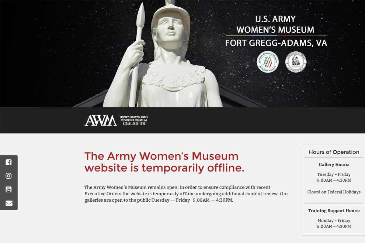 Army, Navy Pull Down Web Pages Devoted to Women in Military Service