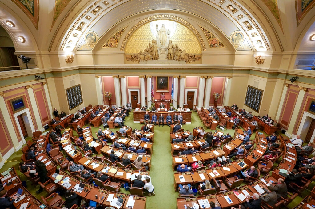 Minnesota House expected to vote down bill delaying paid leave program by one year
