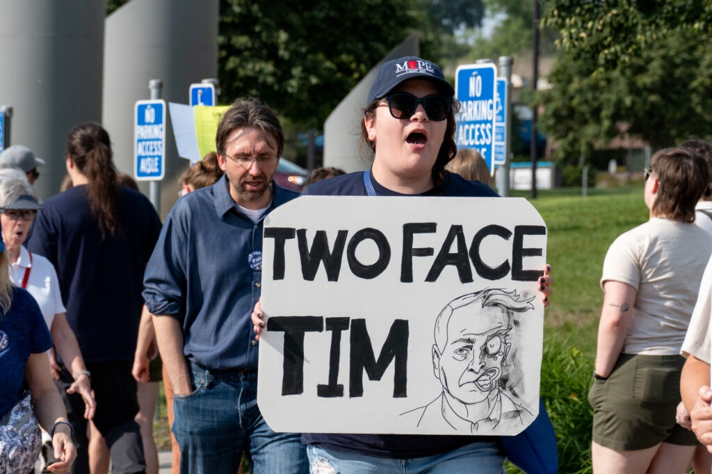 Minnesota state workers say they're ready to strike over return-to-office — and other labor news