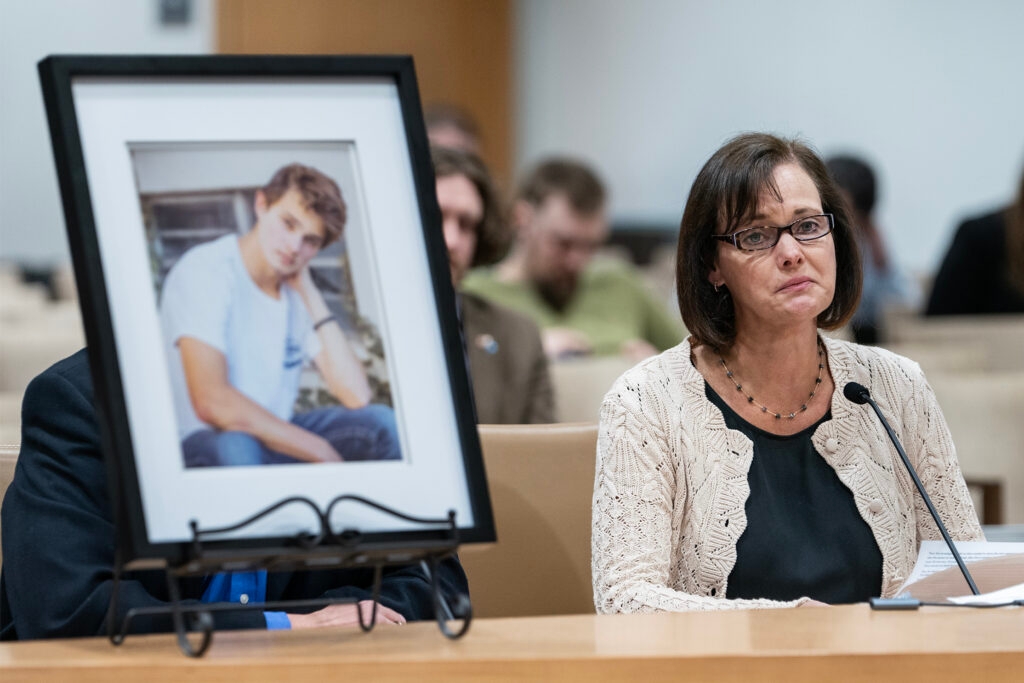 After two workers drowned, lawmakers propose scuba safety standards — and other labor news