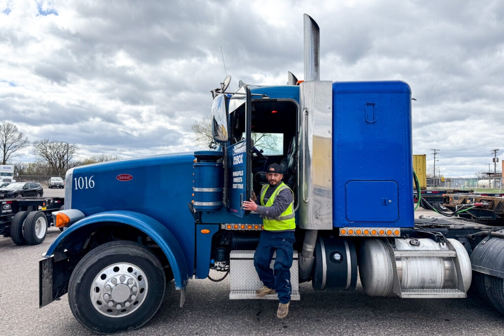 Trump's tariffs weigh heavy on truckers as overseas shipments sink