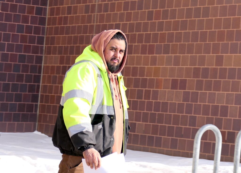 Construction worker at Viking Lakes apartments pleads guilty to raping cleaner on job site