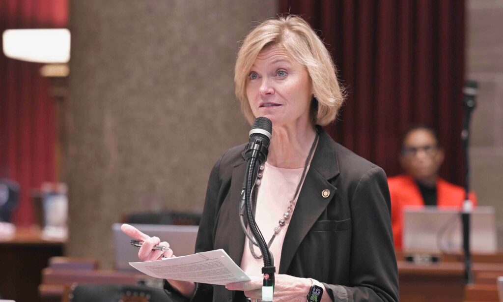 Missouri lawmakers pass ban on cell phones in public school classrooms