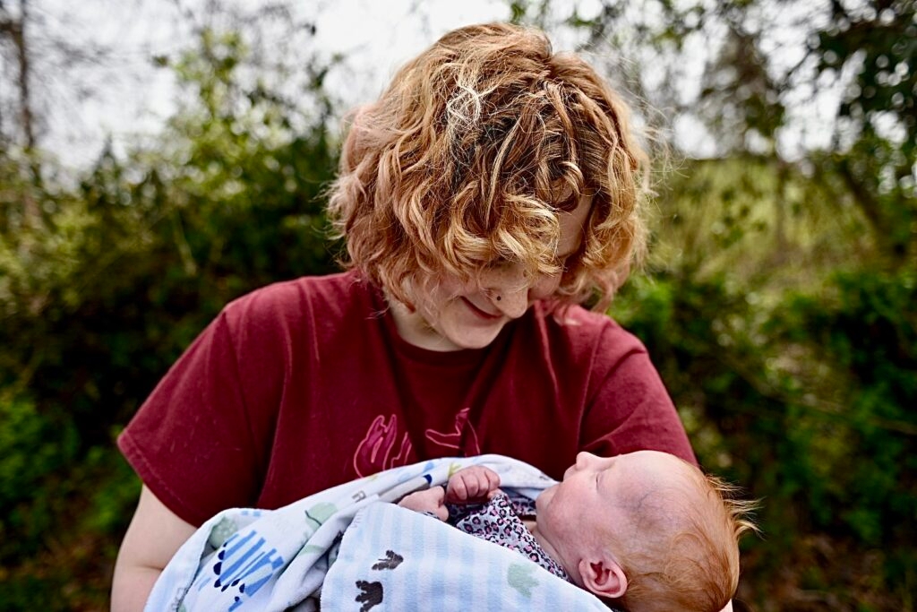 A Missouri teen spent her life in foster care. Now she's fighting the state to keep her baby