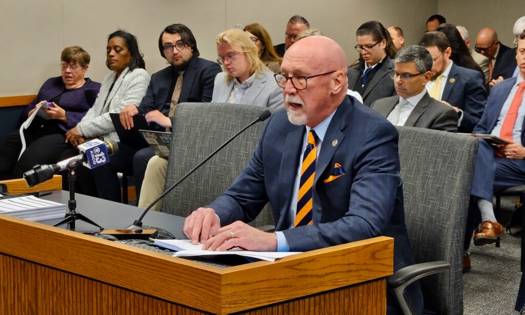 Bill loosening rules for Missouri electric rates speeding toward passage