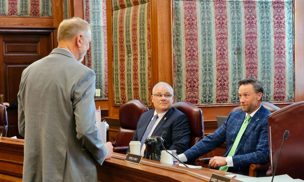 Push to allow online lottery ticket sales in Missouri adds new issue to budget talks