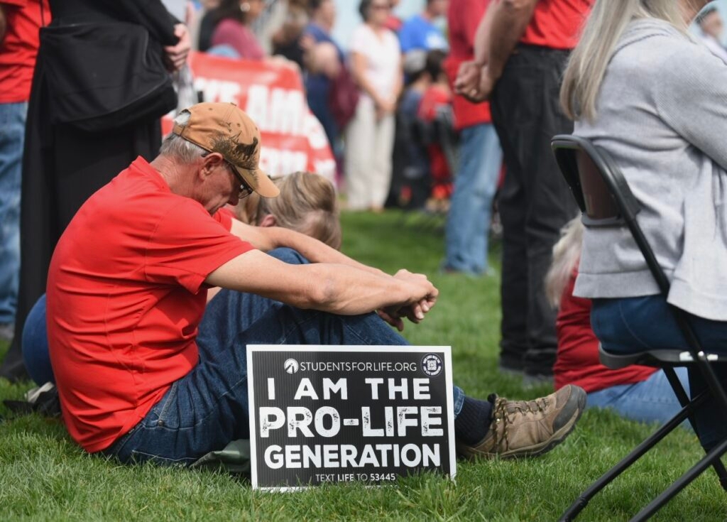 Proposed tax credit boost may be lucrative for Missouri anti-abortion centers, donors