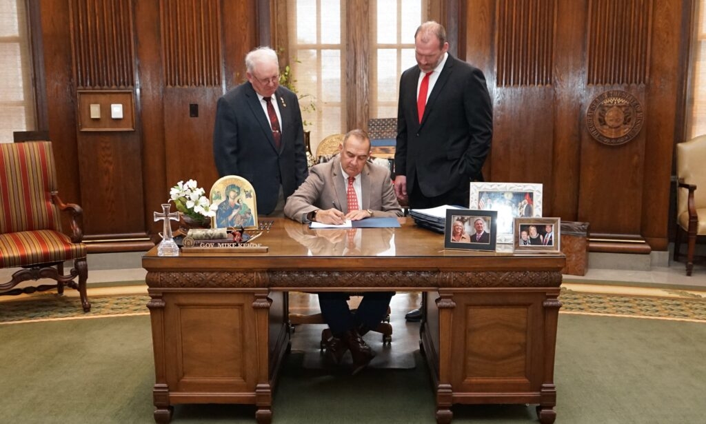 Kehoe signs into law Missouri bill voiding NDAs in child sex abuse cases