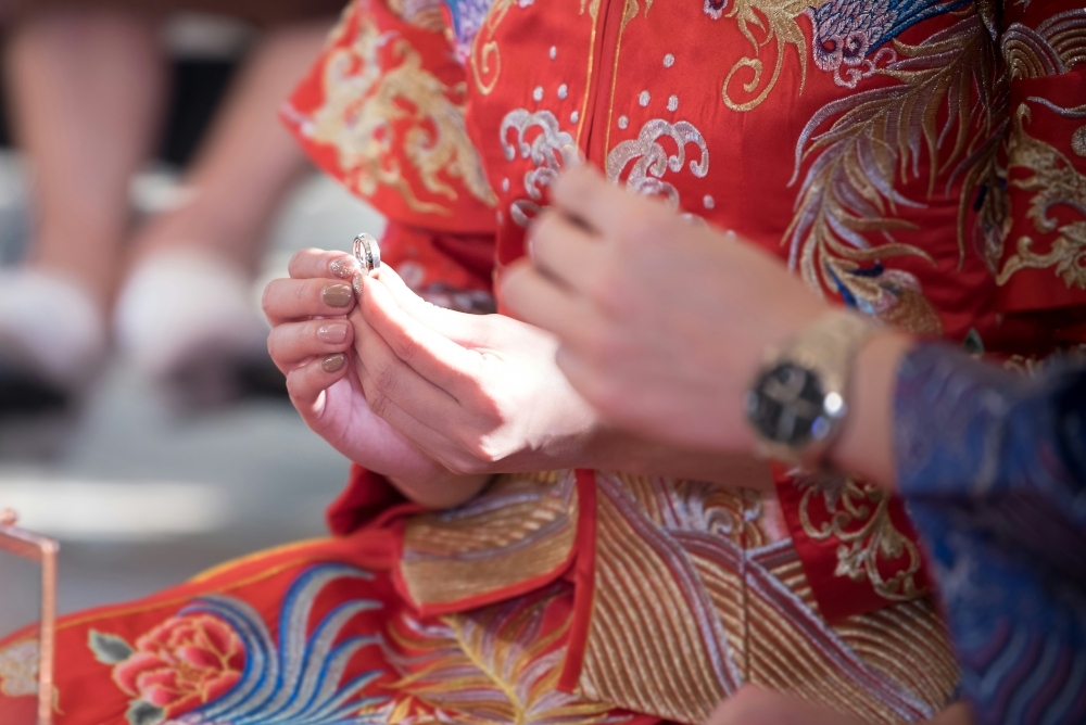 Shanghai scammer stages fake marriage with ‘rich' man and offers ‘discounted' property deals to cheat relatives out of RM7.1m