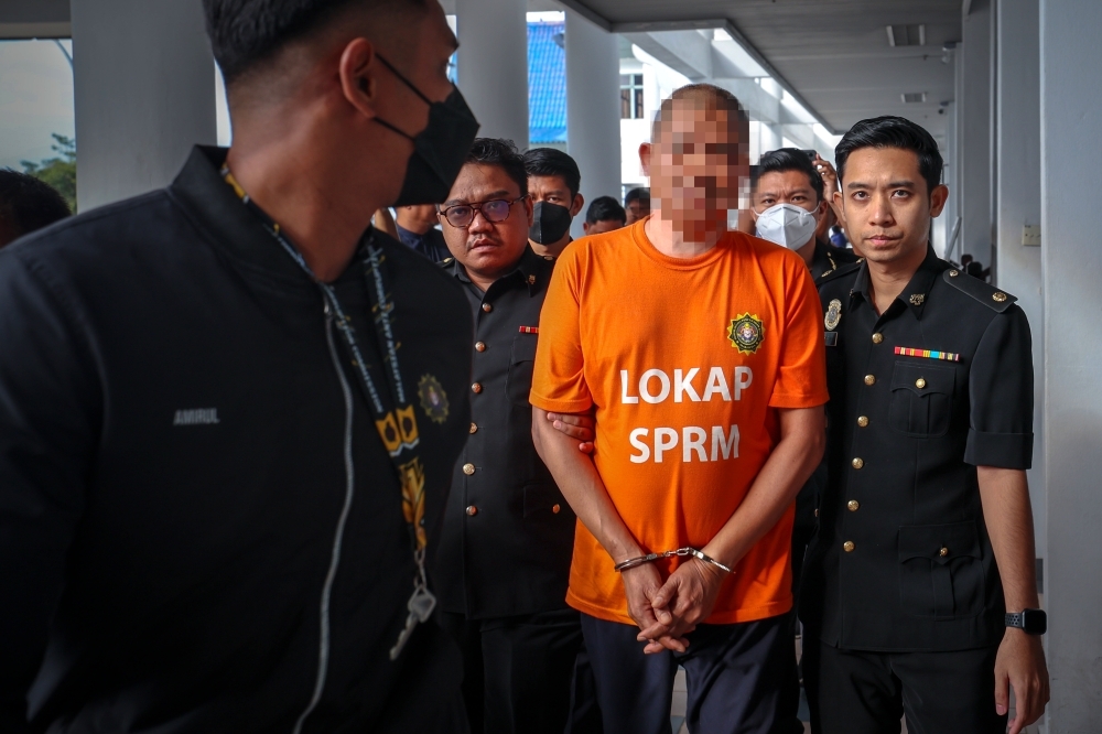 Senior political figure held in Melaka over alleged bribes tied to RM44m Kota Laksamana project