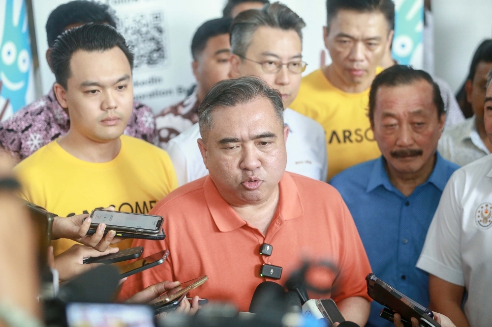 Vincent Tan, Carsome step up with cash, free cars as aid for Putra Heights fire victims grows