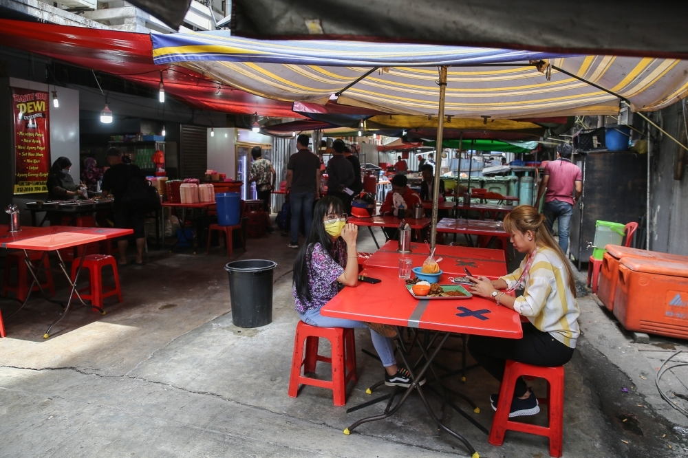 Malaysia's latest income inequality trends explained, according to the World Bank