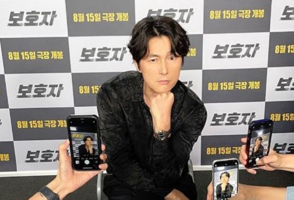 South Korean actor Jung Woo-sung marries non-celebrity girlfriend less than a year after confirming child with model Moon Ga-bi
