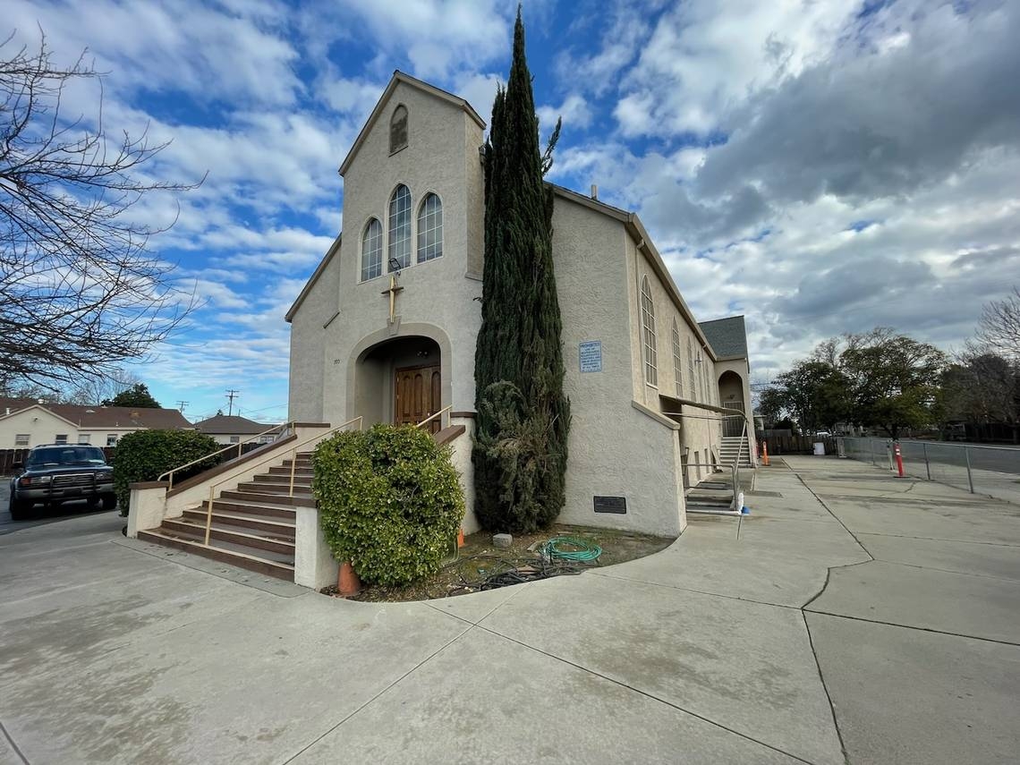 Turlock church celebrates 100 years of supporting Assyrian immigrants who escaped oppression