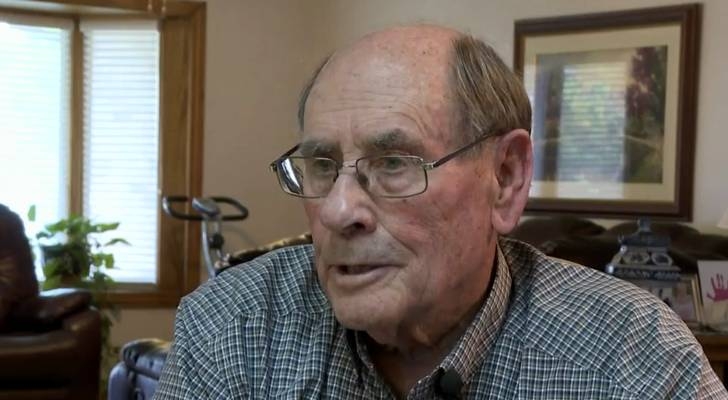 Kansas man, 87, says scammers stole $30,000 after a fake computer alert, nearly wiped out his retirement fund