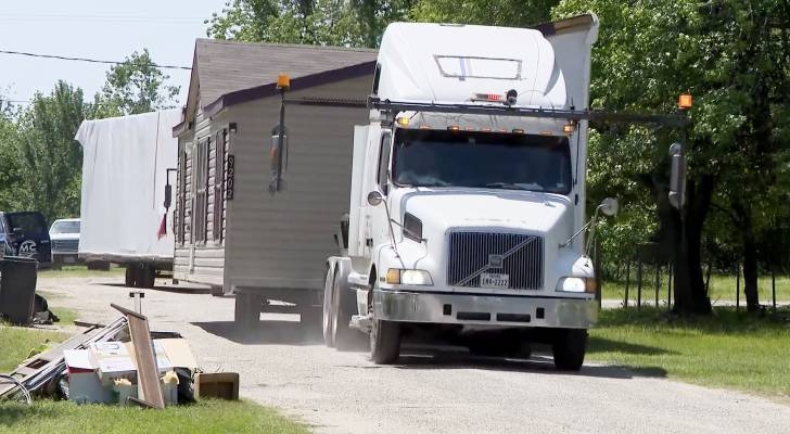 Over 50 Houston families evicted from mobile home park — some were charged rent after leaving, advocates say