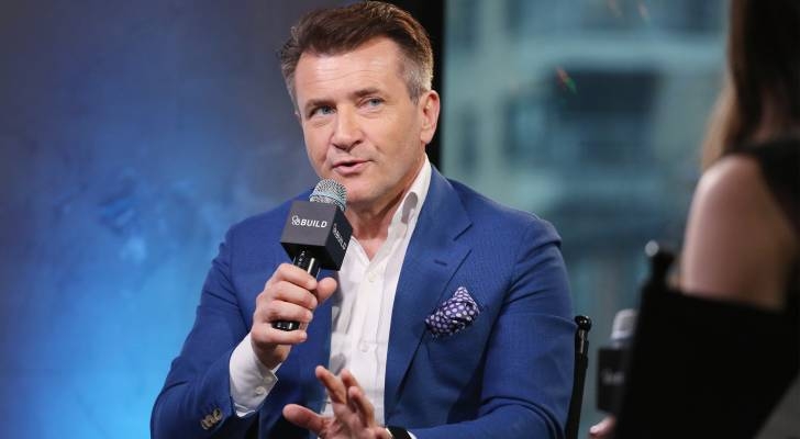 Robert Herjavec says 1 job helped him become a billionaire, learned how to spot wealthy men and 'sell to them'