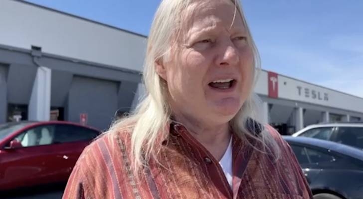 Tesla owner traded in his car because he's ‘embarrassed to drive it' — how to manage auto disputes